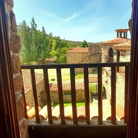 Ctr Casona Santa Coloma 4*